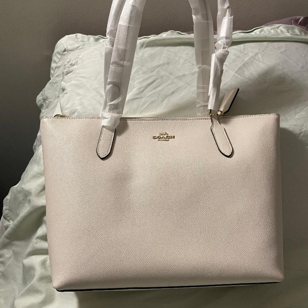 NWT COACH BAG